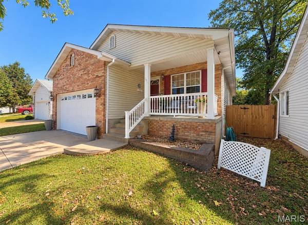 914 Valentine ST, Festus, MO 63028