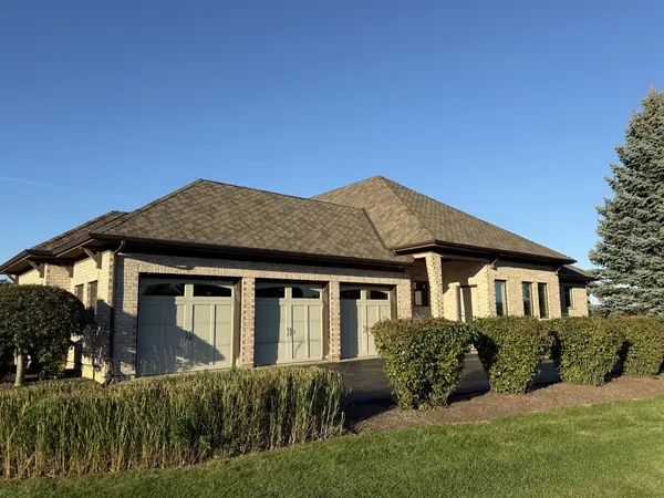 1311 E Longwood DR, Woodstock, IL 60098