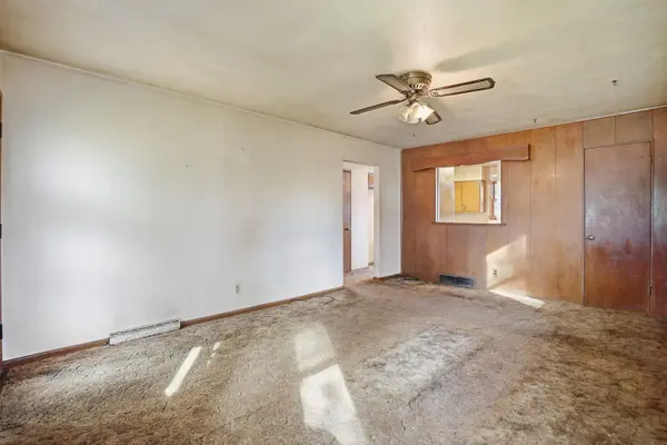 2530 Cody ST, Bettendorf, IA 52722