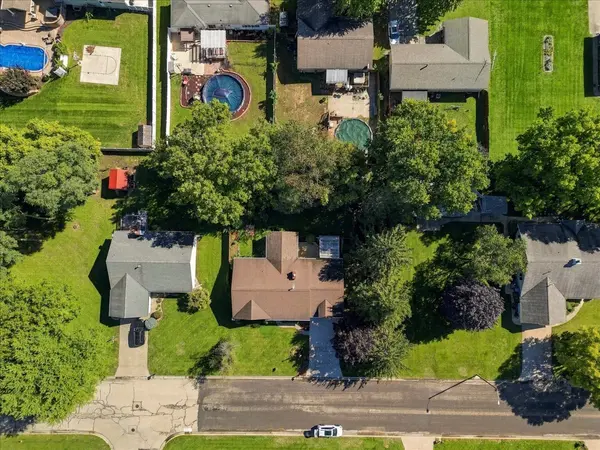 701 Marsha LN, Rock Falls, IL 61071