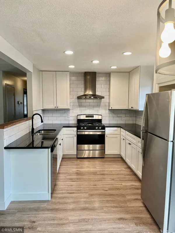 13845 Underclift ST NW, Andover, MN 55304