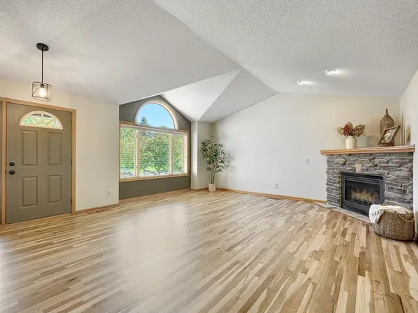 14930 Waco ST NW, Ramsey, MN 55303