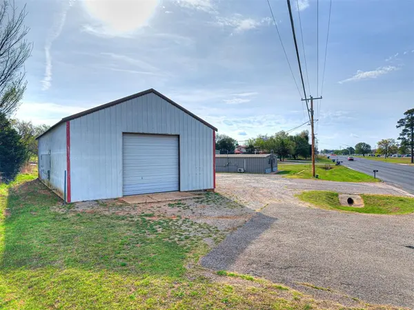2908 N Highway 3 HWY, Seminole, OK 74868