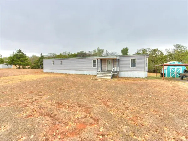2112 County Road 1247, Tuttle, OK 73089