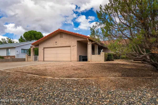 1053 N Arrowhead LN, Dewey-humboldt, AZ 86327