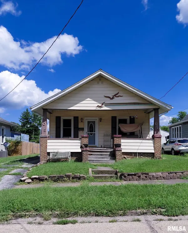 505 BAXTER CT, Canton, IL 61520