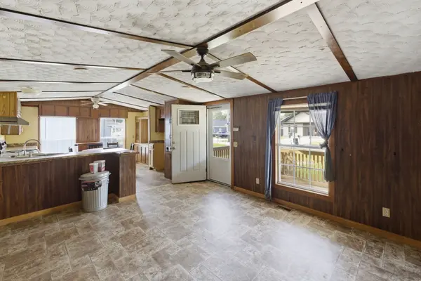 207 Center St, Portland, TN 37148