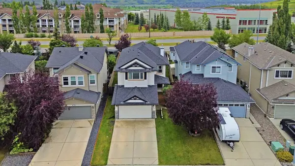 38 Chapman Close SE, Calgary, AB T2X 3S8