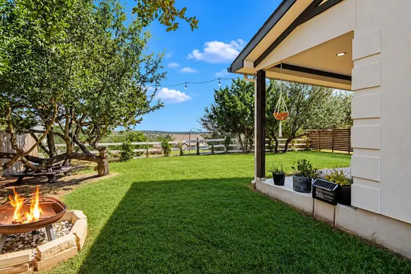 17504 Panorama DR, Dripping Springs, TX 78620