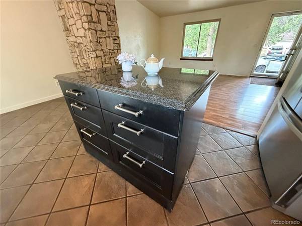 3815 S Pitkin, Aurora, CO 80013
