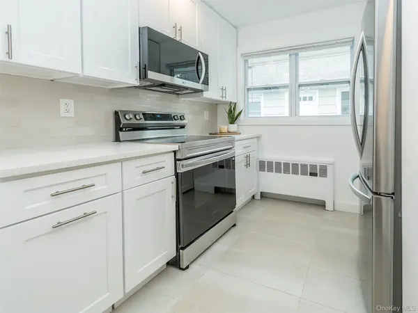 42 Firwood RD #B, Port Washington, NY 11050