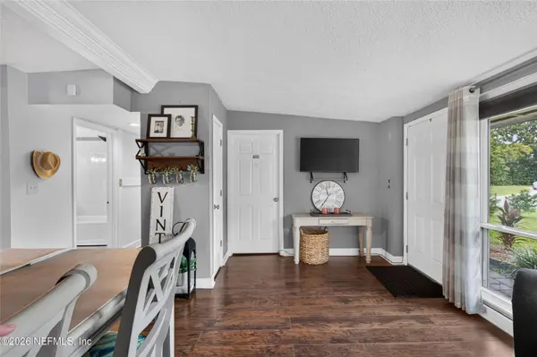 3048 LORMAN DR, Jacksonville, FL 32223