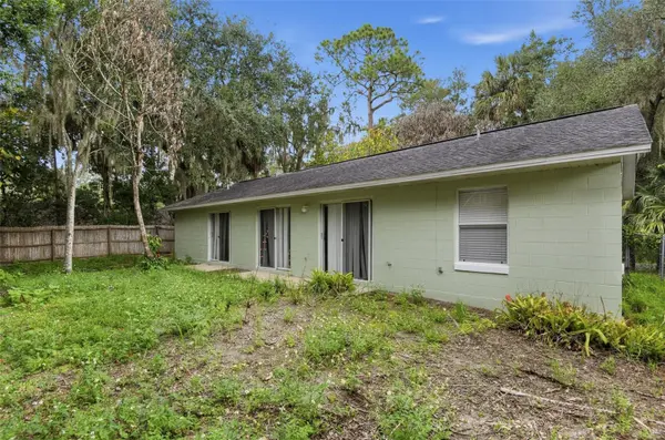 235 TOMS RD, Debary, FL 32713