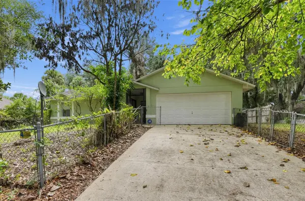 235 TOMS RD, Debary, FL 32713