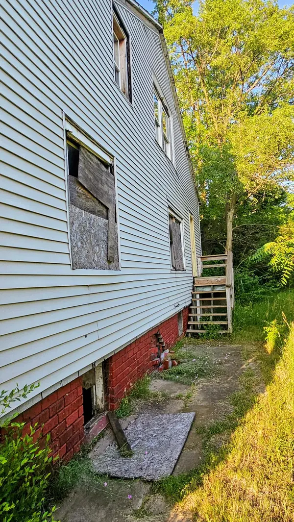 265 Harrison ST, Gary, IN 46402