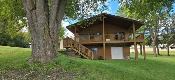 2486 Oliver AVE SW, Cokato, MN 55321