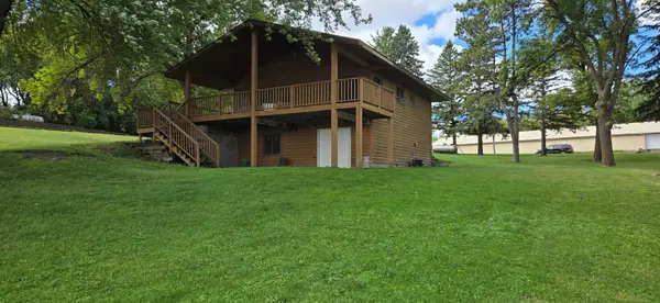 2486 Oliver AVE SW, Cokato, MN 55321
