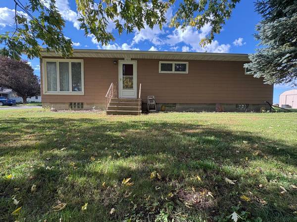 301 Washington AVE, Alden, MN 56009