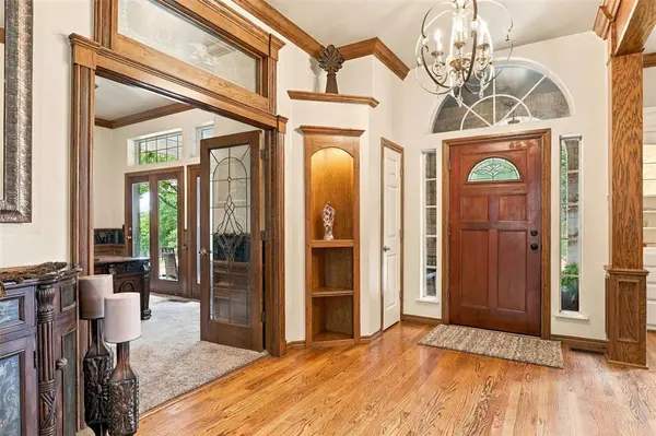 809 Fox Run TRL, Edmond, OK 73034