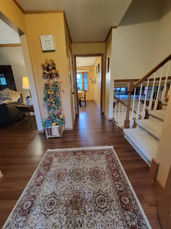 708 KENSINGTON RD, Neenah, WI 54956