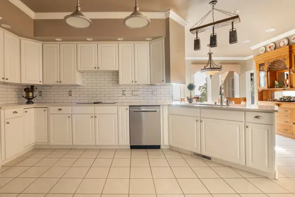 1031 Riverview Ln, Ashland City, TN 37015
