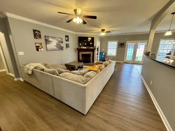 349 Winter Terrace Ln, Clarksville, TN 37040