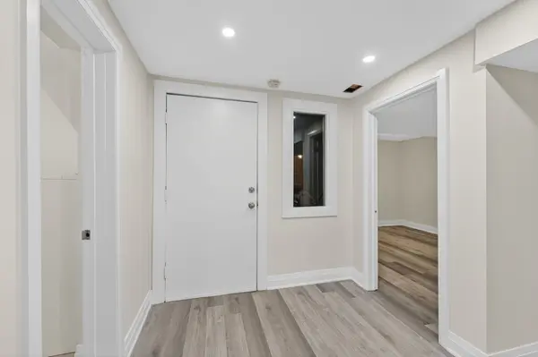 23 Blair CRES, Barrie, ON L4M 5Y7