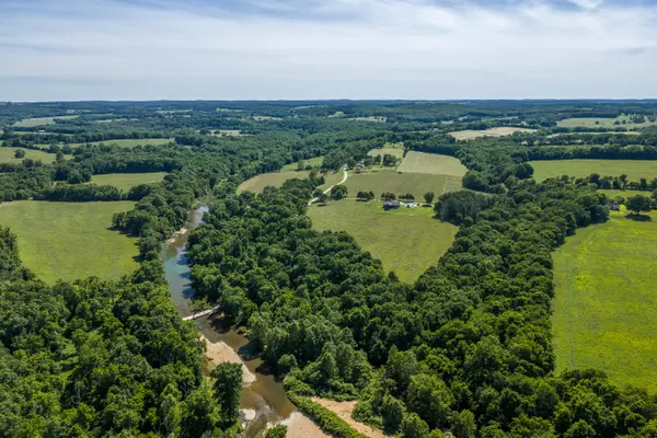 15221 Cleveland RD, Houston, MO 65483