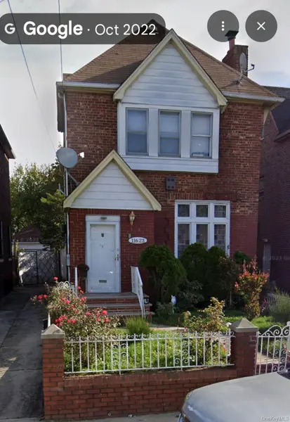 11623 204th ST, Saint Albans, NY 11412