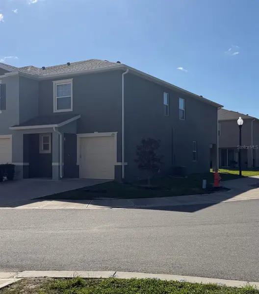 1296 YELLOW FINCH DR, Davenport, FL 33837