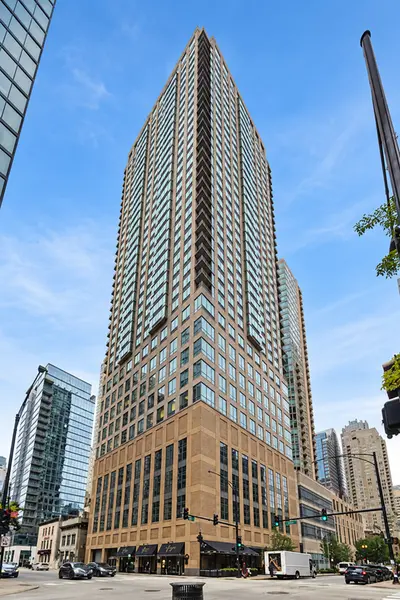 2 E ERIE ST #3205, Chicago, IL 60611