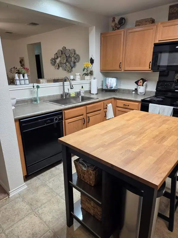 2408 McCook DR, Georgetown, TX 78626