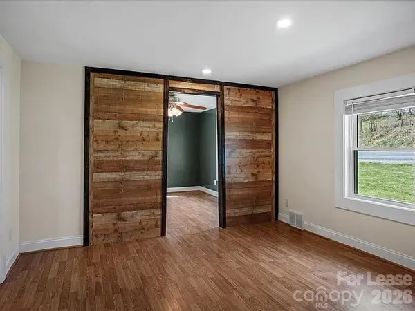 6805 Wilson HWY, Independence, VA 28348