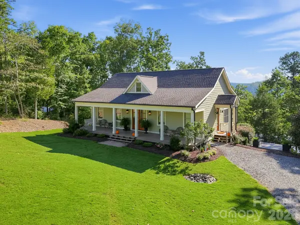 180 Duck Cove RD, Belmont, NC 28012