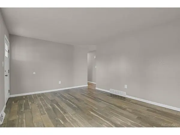 1985 Longbranch, Strasburg, CO 80136