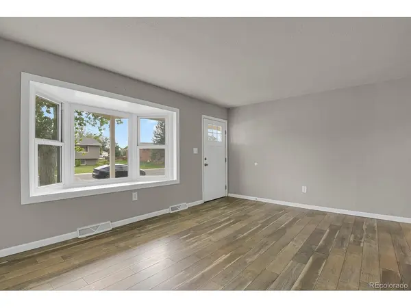 1985 Longbranch, Strasburg, CO 80136