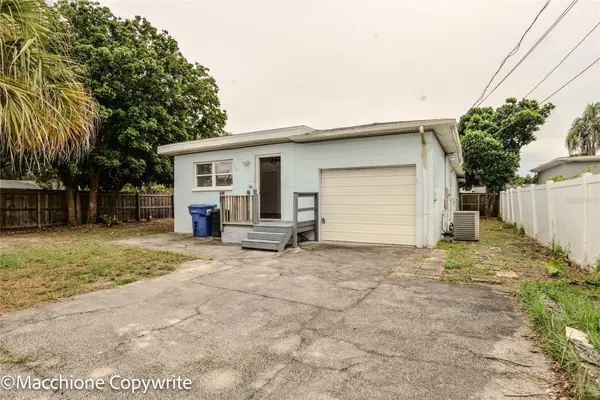 2827 29TH AVE N, St Petersburg, FL 33713
