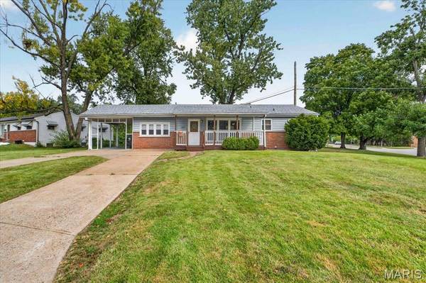 503 Holiday AVE, Hazelwood, MO 63042