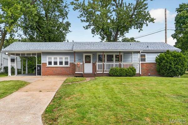 503 Holiday AVE, Hazelwood, MO 63042