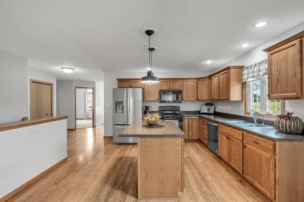 501 Primrose LN, Geneseo, IL 61254