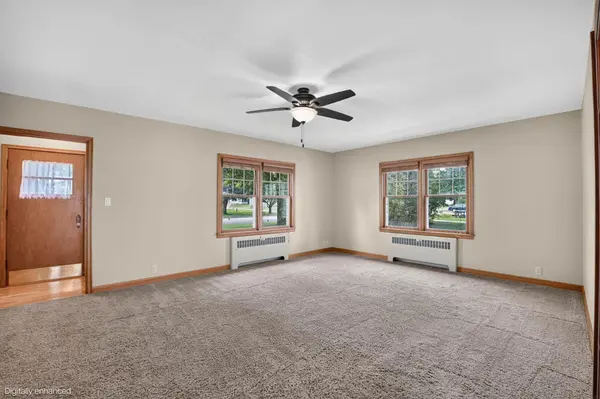 723 6th ST, Allison, IA 50602