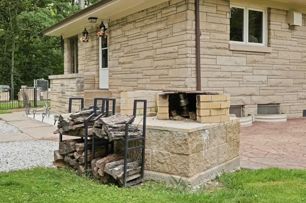 6110 Colorado ST, Hobart, IN 46342