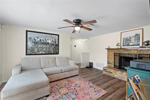 701 Cherryvale RD, Edmond, OK 73003