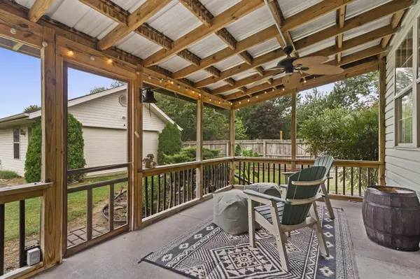 4414 W 3rd ST, Battlefield, MO 65619