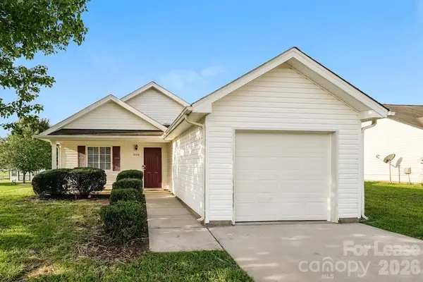3737 Foxton DR, Winston Salem, NC 27105