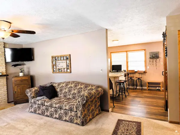 1704 Browning AVE, Manhattan, KS 66502