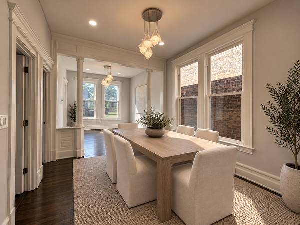 4516 W Van Buren ST, Chicago, IL 60624
