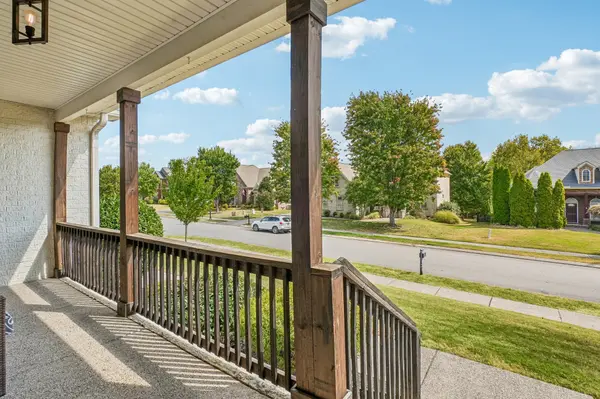 1359 Round Hill Ln, Spring Hill, TN 37174