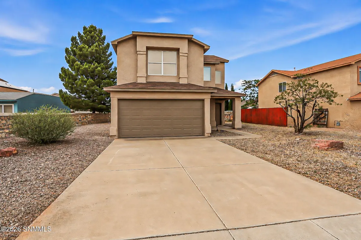 5926 Moon View DR, Las Cruces, NM 88012