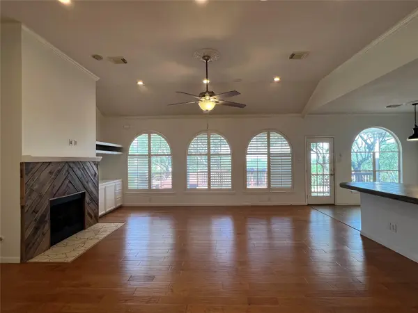 10400 West Cave LOOP, Dripping Springs, TX 78620